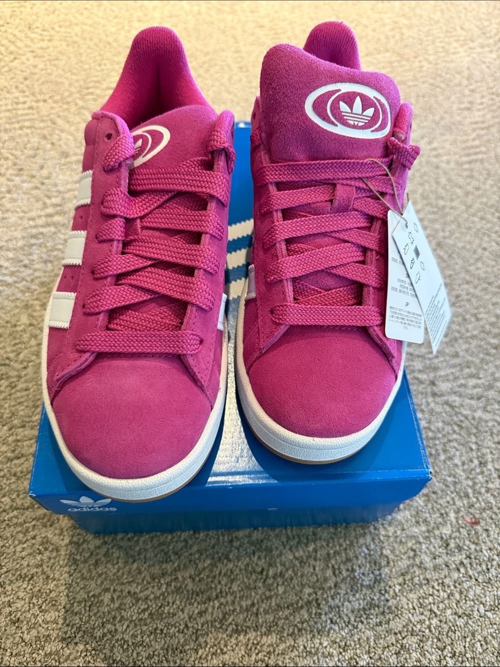 Adidas women’s 7 Pink Suede Campus Sneakers